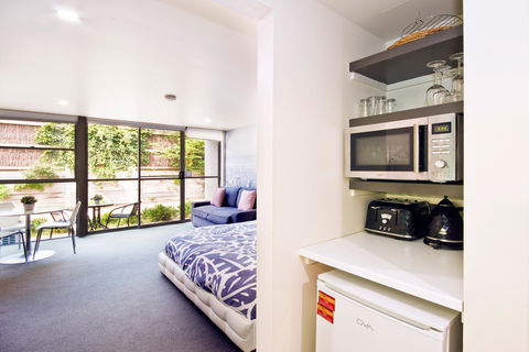 Lorne Bay View Motel - Hotel Accommodation 42