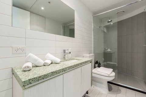 2Bedroom Apartment With Views In Docklands Next To CBD & Marvel Stadium - Hotel Accommodation 13