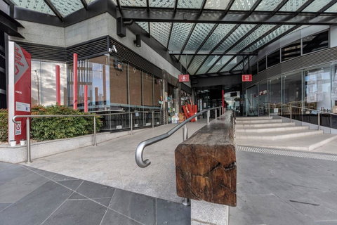2Bedroom Apartment With Views In Docklands Next To CBD & Marvel Stadium - Hotel Accommodation 20