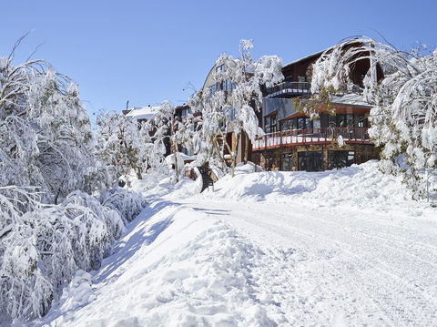 Astra Falls Creek - Hotel Accommodation 3