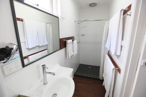 Mornington Motel - Hotel Accommodation 6