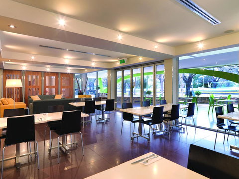 The Parkmore Hotel - Hotel Accommodation 5