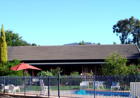 Greenvale Holiday Units - Hotel Accommodation 16