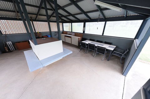 Greenvale Holiday Units - Hotel Accommodation 10