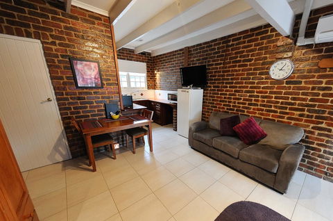 Greenvale Holiday Units - Hotel Accommodation 7