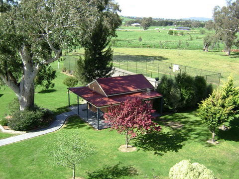 Greenvale Holiday Units - Hotel Accommodation 11