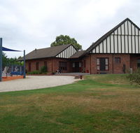 Greenvale Holiday Units - Hotel Accommodation