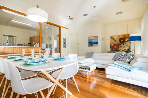 Nautique Beach House - Hotel Accommodation 1