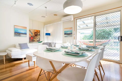 Nautique Beach House - Hotel Accommodation 0