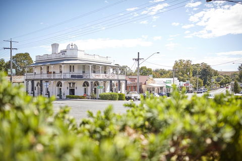 The Alexandra Hotel - Hotel Accommodation 0