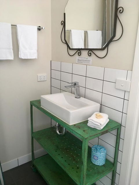 The Alexandra Hotel - Hotel Accommodation 11