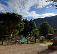 Halls Gap Lakeside Tourist Park - Hotel Accommodation