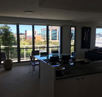 Geelong Waterfront Penthouse Apartment - Hotel Accommodation