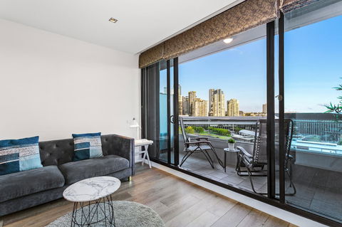 Waterfront Melbourne Apartments - Hotel Accommodation 25