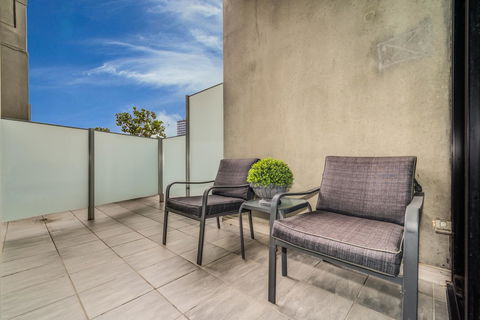 Waterfront Melbourne Apartments - Hotel Accommodation 30