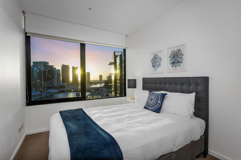 Waterfront Melbourne Apartments - Hotel Accommodation 2