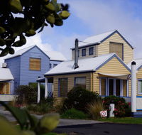 Rayville Boat Houses - Hotel Accommodation
