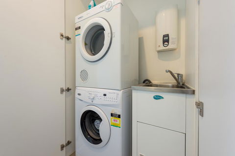 Amazing Accommodations: Vogue - Hotel Accommodation 25