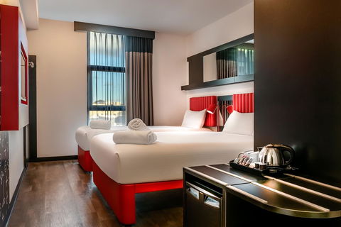 Essence Hotel Carlton - Hotel Accommodation 8