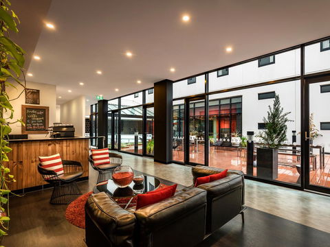 Essence Hotel Carlton - Hotel Accommodation 1
