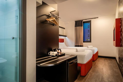 Essence Hotel Carlton - Hotel Accommodation 13
