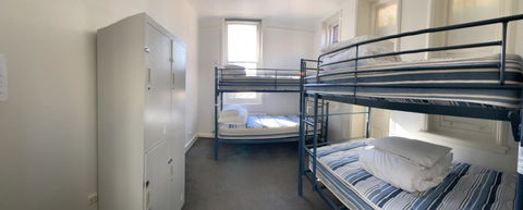 Hub Hostel - Hotel Accommodation 13
