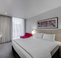 Travelodge Hotel Melbourne Docklands - Hotel Accommodation