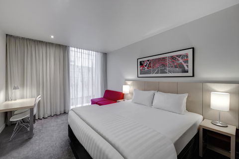 Travelodge Hotel Melbourne Docklands - Hotel Accommodation 0