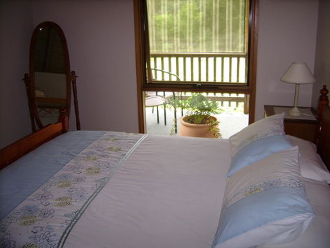 Shady Brook Cottages - Hotel Accommodation 25