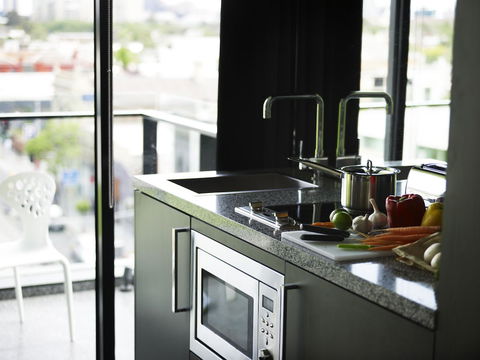 The Cullen Melbourne - Art Series - Hotel Accommodation 11