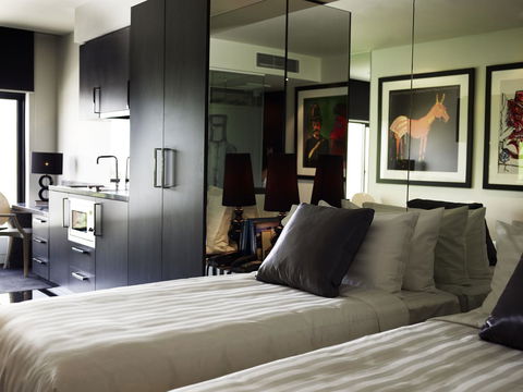 The Cullen Melbourne - Art Series - Hotel Accommodation 18