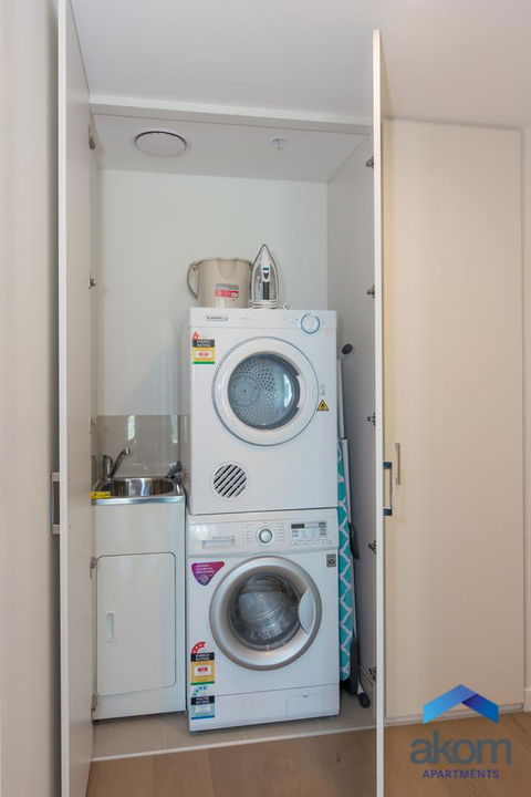 AKOM Melbourne - Hotel Accommodation 17