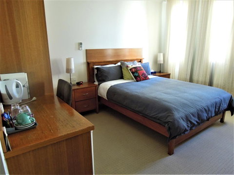 Plough Hotel - Hotel Accommodation 4