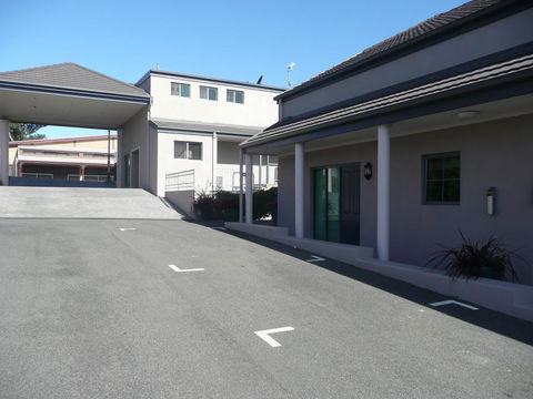 Quality Inn & Suites The Menzies - Hotel Accommodation 5