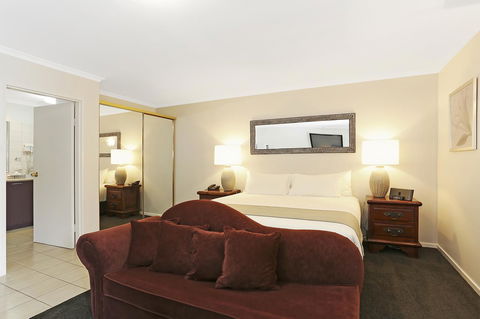 Quality Inn & Suites The Menzies - Hotel Accommodation 37
