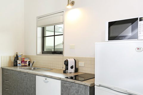 Quality Inn & Suites The Menzies - Hotel Accommodation 20