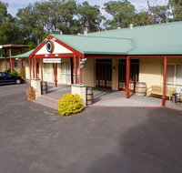 Sanctuary House Resort Motel - Hotel Accommodation