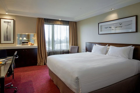 Pullman Melbourne On The Park - Hotel Accommodation 2