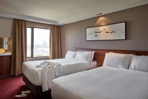 Pullman Melbourne On The Park - Hotel Accommodation 9