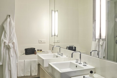 Pullman Melbourne On The Park - Hotel Accommodation 13