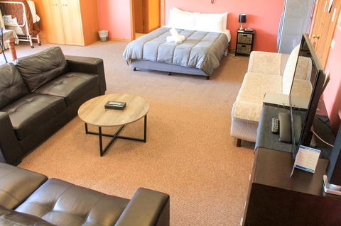 St Georges Motor Inn - Hotel Accommodation 25