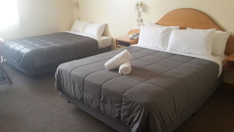 St Georges Motor Inn - Hotel Accommodation 15
