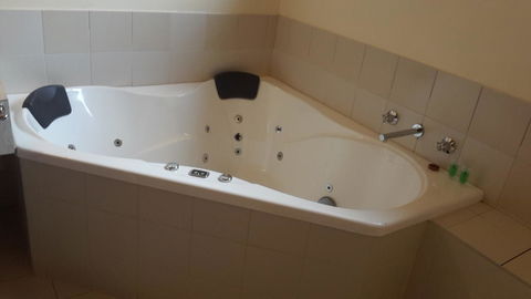 St Georges Motor Inn - Hotel Accommodation 43
