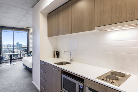 Apartments @ 350 William - Hotel Accommodation 1