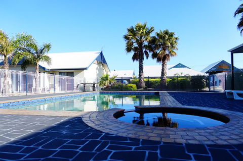 Torquay Tropicana Motel - Hotel Accommodation 12