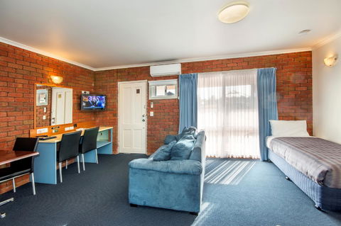 Torquay Tropicana Motel - Hotel Accommodation 23