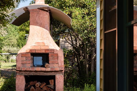 The Orchard House - Hotel Accommodation 9