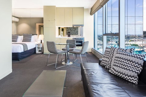 Novotel Melbourne Preston - Hotel Accommodation 14