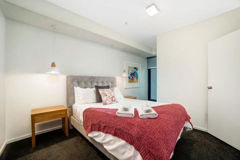 Signature Waterfront Apartments - Hotel Accommodation 18