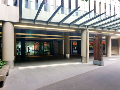 Signature Waterfront Apartments - Hotel Accommodation 37